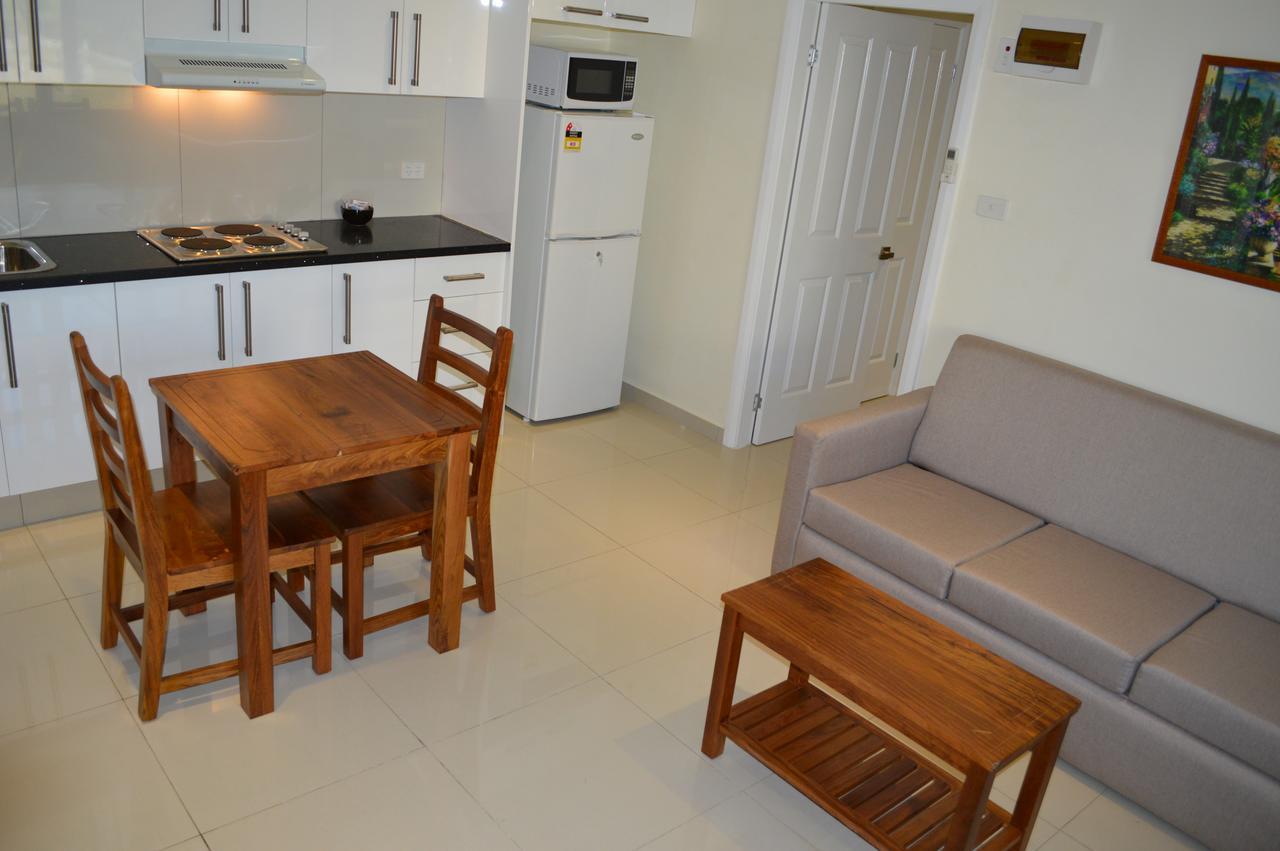 Nadi Airport Apartments Exterior photo