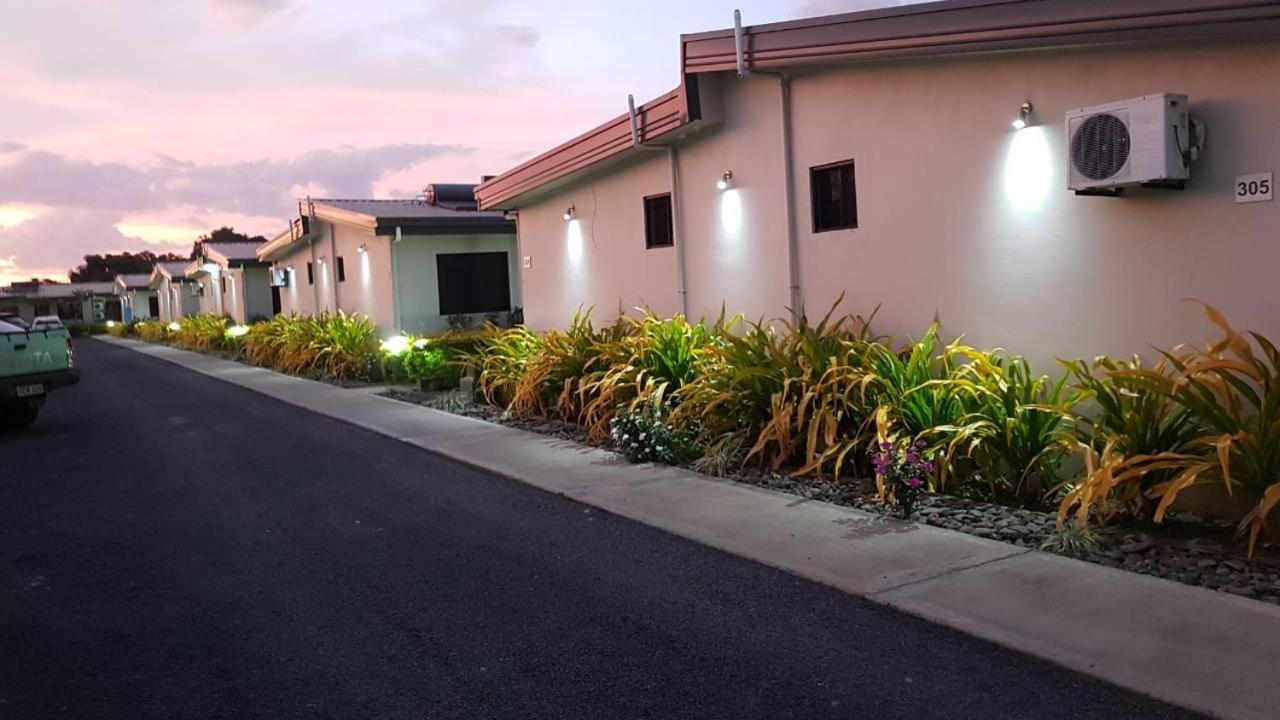 Nadi Airport Apartments Exterior photo