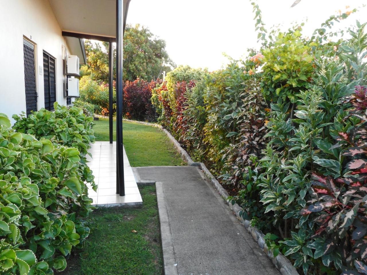 Nadi Airport Apartments Exterior photo