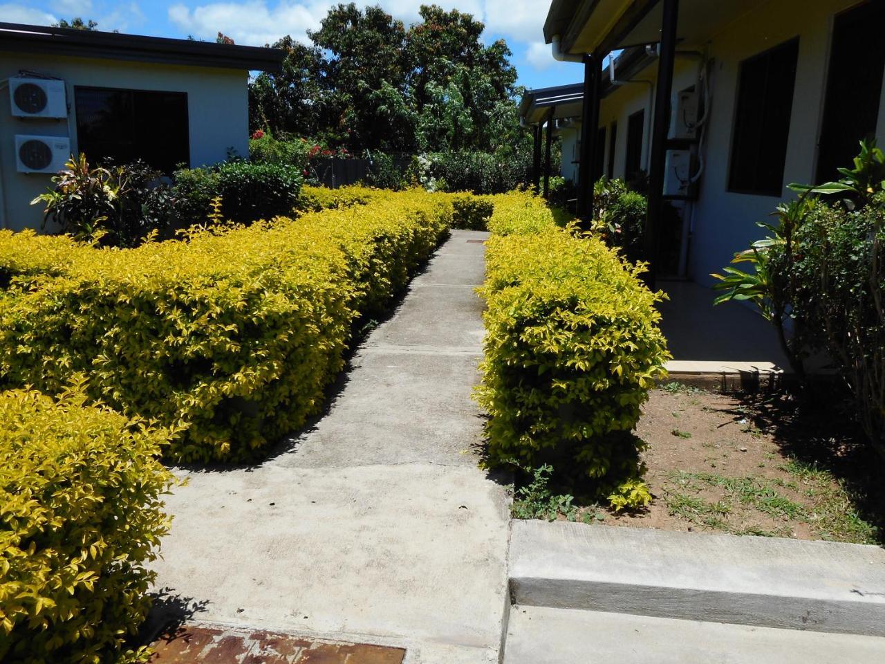 Nadi Airport Apartments Exterior photo